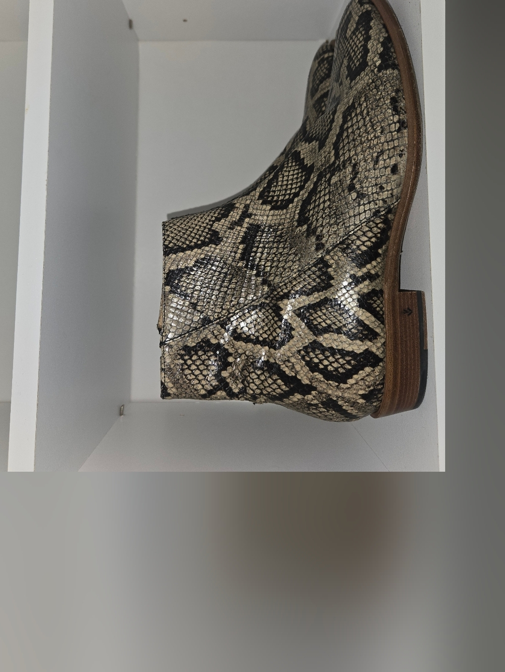 🤟🏾Rare🤟🏾 Python Boots - Picture 3 of 6